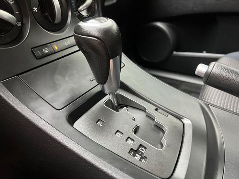 Used 2012 MAZDA MAZDA3 i Touring FWD image 19