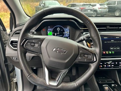 Certified 2023 Chevrolet Bolt EUV LT w/ Comfort Package image 17