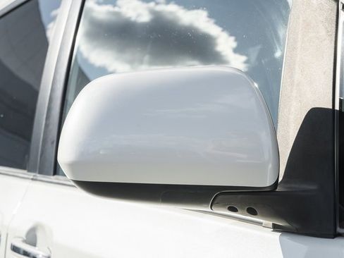 Used 2020 Toyota Sienna XLE image 16