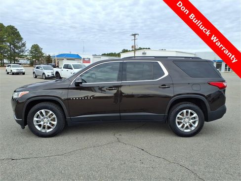 Used 2019 Chevrolet Traverse LT image 2