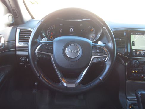 Used 2021 Jeep Grand Cherokee Limited X image 25