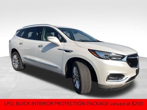 Used 2019 Buick Enclave Essence FWD image 7