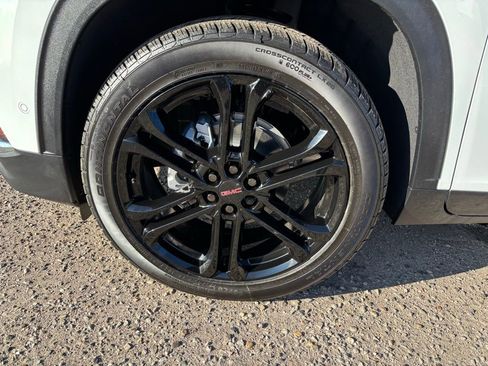 New 2026 GMC Acadia Elevation w/ Super Cruise Package AWD/4WD image 9