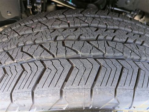 New 2025 Ford F150 Lariat w/ Equipment Group 501A Mid image 11