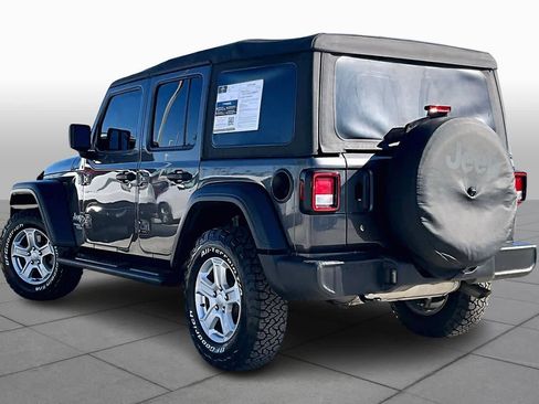 Used 2018 Jeep Wrangler Unlimited Sport S image 11