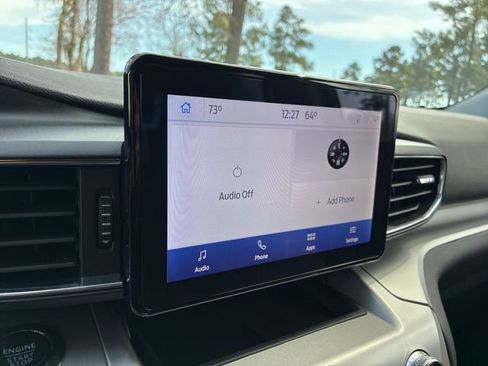 Used 2022 Ford Explorer XLT w/ Equipment Group 202A image 31