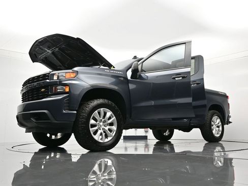 Used 2020 Chevrolet Silverado 1500 Custom w/ Custom Value Package image 47