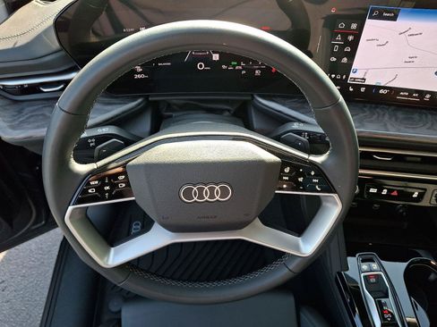Used 2025 Audi Q5 Premium Plus w/ Premium Plus AWD/4WD image 20