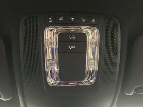 Used 2025 Mercedes-Benz GLA 250 image 37