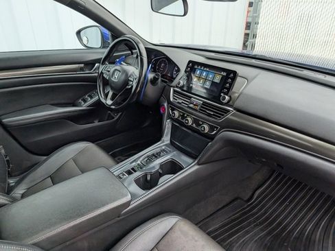 Used 2020 Honda Accord Sport image 32