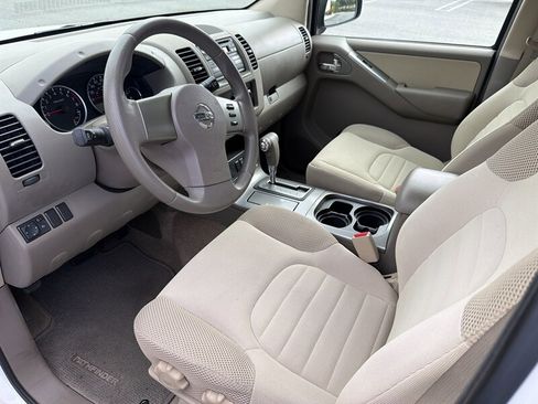 Used 2012 Nissan Pathfinder S RWD image 11