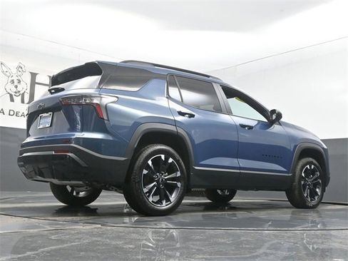 Certified 2026 Chevrolet Equinox RS w/ Convenience Package III image 32