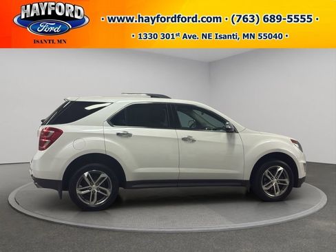 Used 2017 Chevrolet Equinox Premier w/ Enhanced Convenience Package AWD/4WD image 8