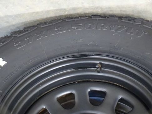 Used 2021 Jeep Gladiator Sport image 34