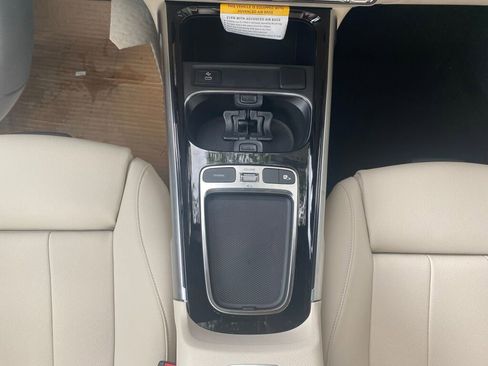 New 2026 Mercedes-Benz GLB 250 4MATIC image 11