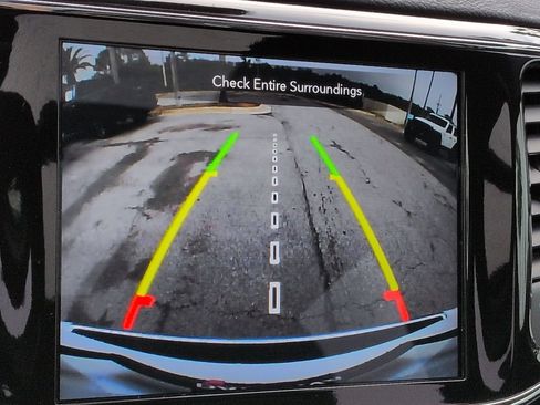 Certified 2022 Jeep Grand Cherokee Limited w/ Trailer Tow Group IV image 20