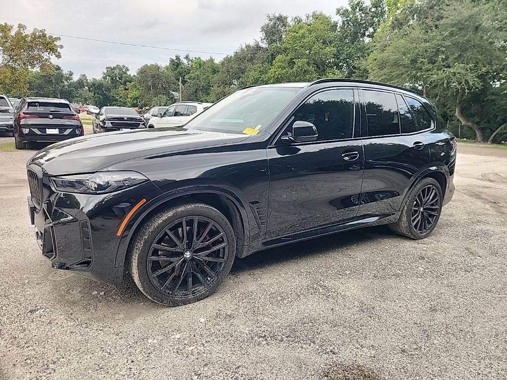 Used 2024 BMW X5 xDrive40i w/ M Sport Package AWD/4WD image 1