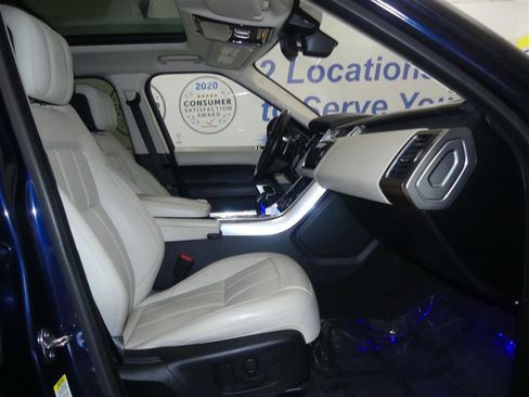 Used 2020 Land Rover Range Rover Sport HSE Dynamic image 6