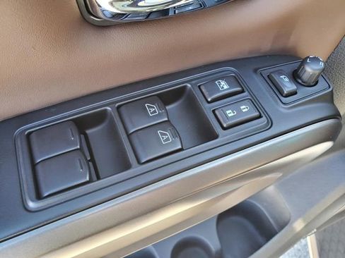 Used 2024 Nissan Titan Platinum Reserve w/ Moonroof Package image 15