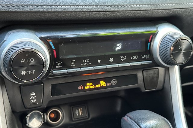 Certified 2024 Toyota RAV4 LE AWD/4WD image 25