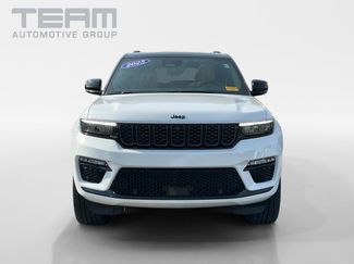 Used 2025 Jeep Grand Cherokee Summit video 2