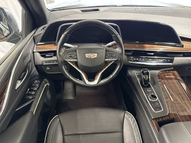 Certified 2021 Cadillac Escalade ESV Premium Luxury AWD/4WD image 17