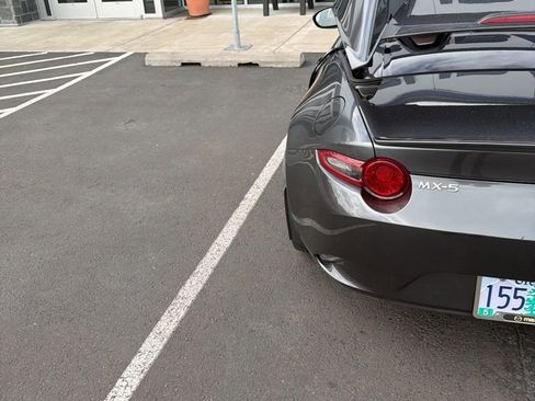 Used 2023 MAZDA MX-5 Miata Grand Touring RWD image 7