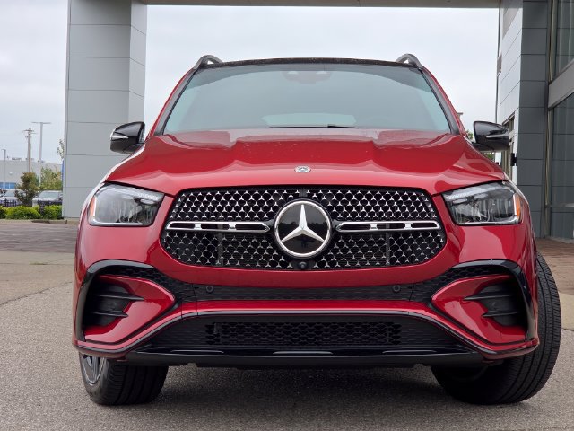 Used 2024 Mercedes-Benz GLE 350 4MATIC image 3