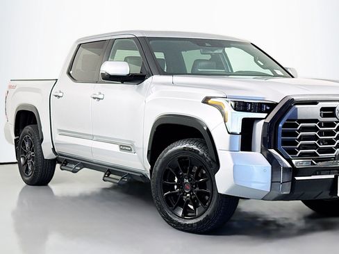 Used 2025 Toyota Tundra Platinum w/ TRD Off-Road Package AWD/4WD image 15