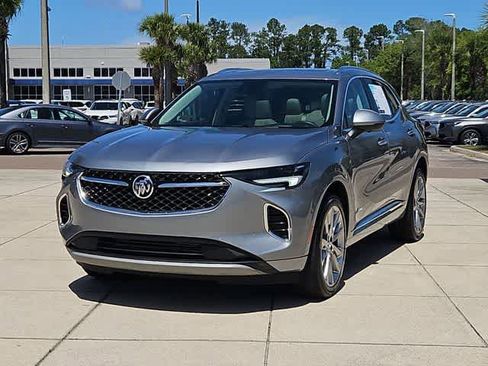 Used 2023 Buick Envision Avenir FWD image 4