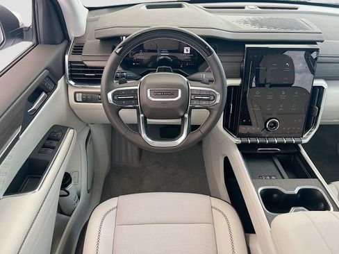 New 2026 GMC Acadia Denali w/ Super Cruise Package FWD image 16