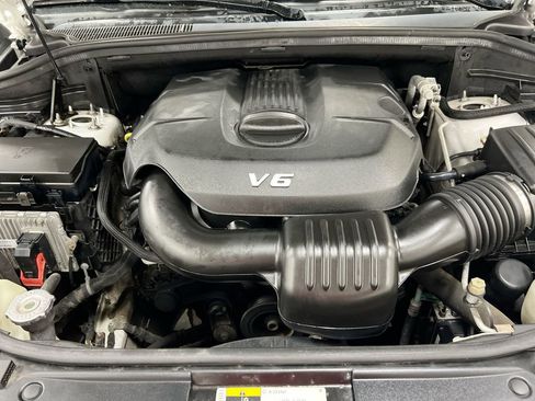 Used 2015 Jeep Grand Cherokee Altitude AWD/4WD image 25