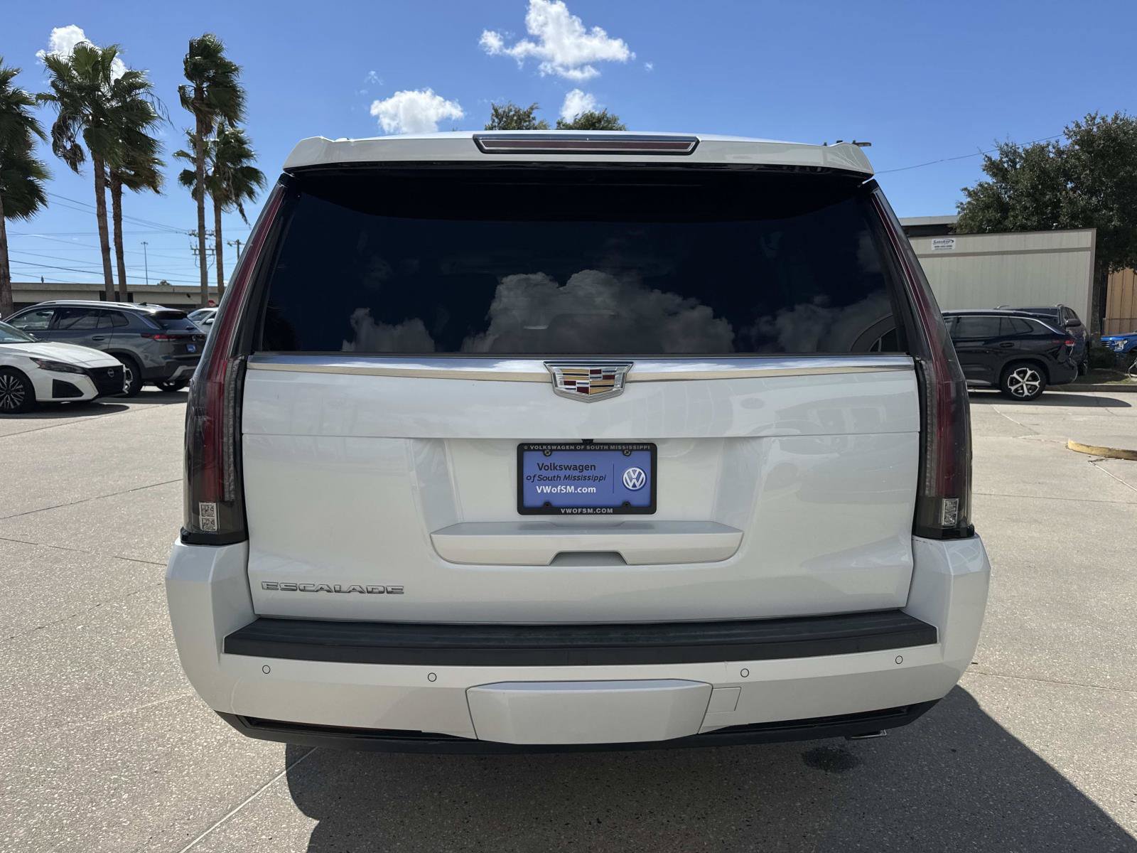 Used 2016 Cadillac Escalade ESV Premium AWD/4WD image 6