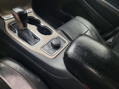 Used 2016 Jeep Grand Cherokee Limited 75th Anniversary image 26