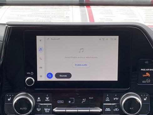 Certified 2025 Toyota Highlander XSE image 14