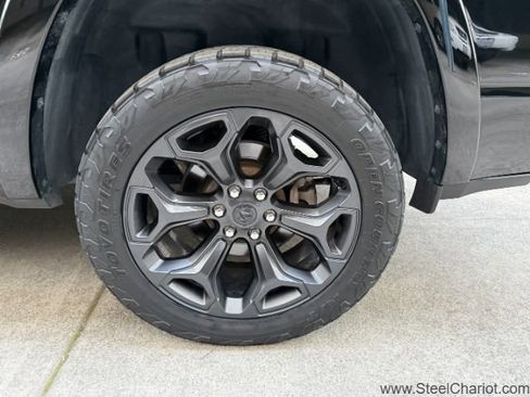 Used 2020 RAM 1500 Limited w/ Black Appearance Package image 33