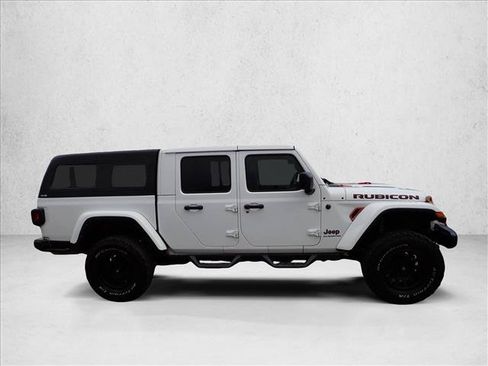 Used 2022 Jeep Gladiator Rubicon w/ Cold Weather Group AWD/4WD image 5