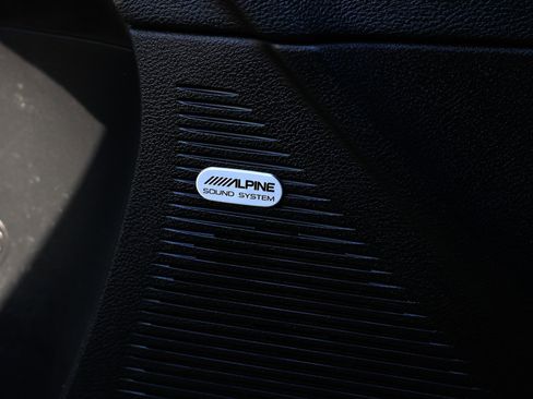 Used 2015 Dodge Challenger R/T Scat Pack w/ Scat Pack Appearance Package image 47