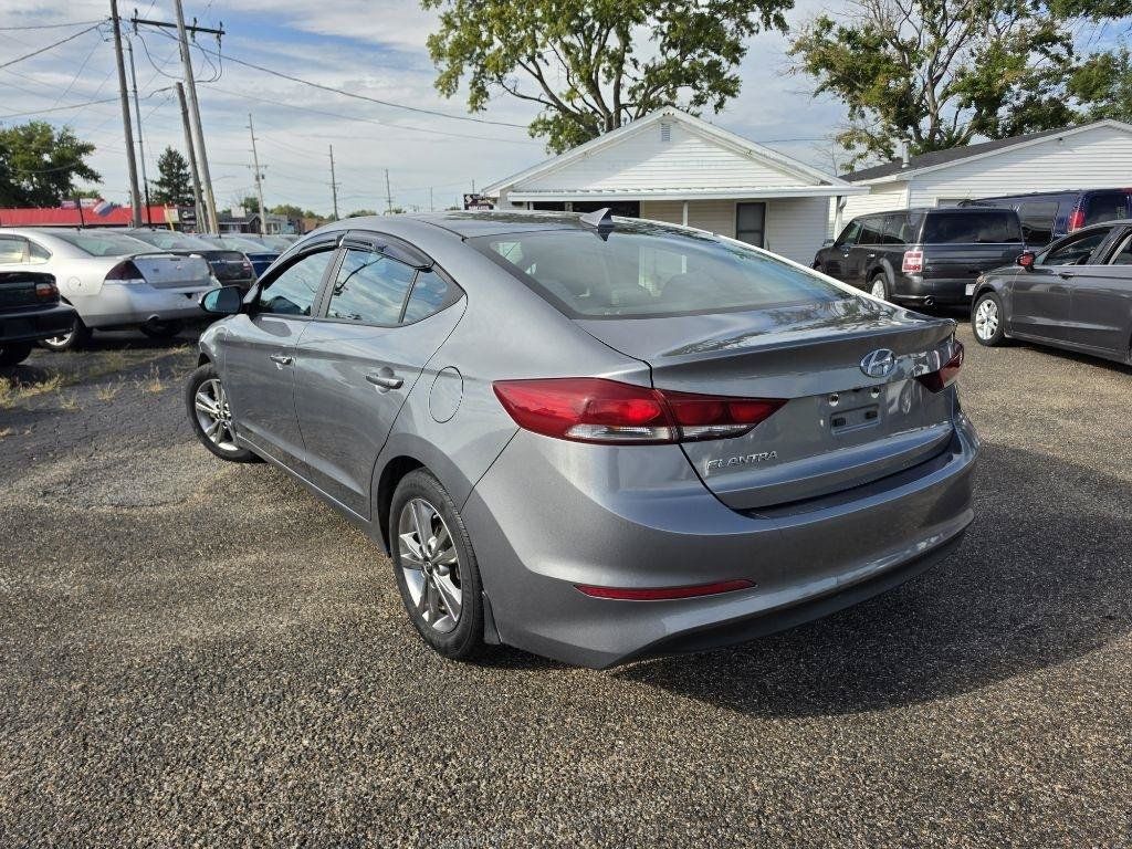 Used 2018 Hyundai Elantra SEL w/ Winter Weather Package FWD image 7