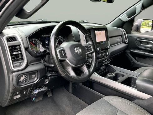 Used 2022 RAM 1500 Big Horn AWD/4WD image 18