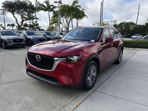 Used 2025 MAZDA CX-90 Plug-In Hybrid w/ Preferred image 9