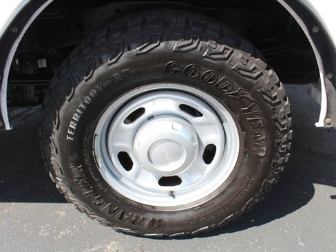 Used 2025 Ford F250 XL w/ XL Off-Road Package AWD/4WD image 31