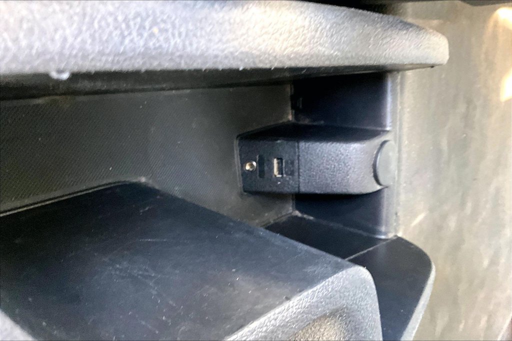 Used 2015 Ford Transit Connect XL FWD image 32