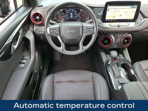 Used 2025 Chevrolet Blazer RS AWD/4WD image 3
