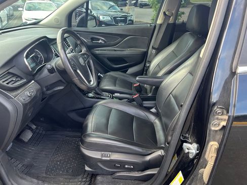 Used 2020 Buick Encore Essence FWD image 16