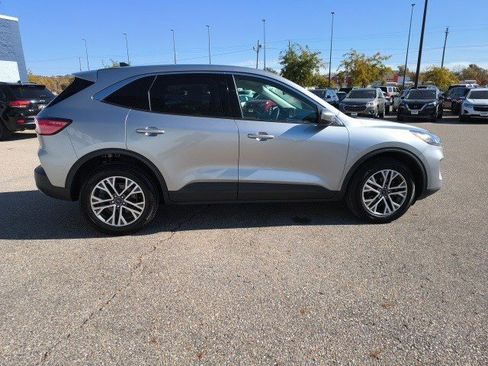 Used 2022 Ford Escape SEL image 6