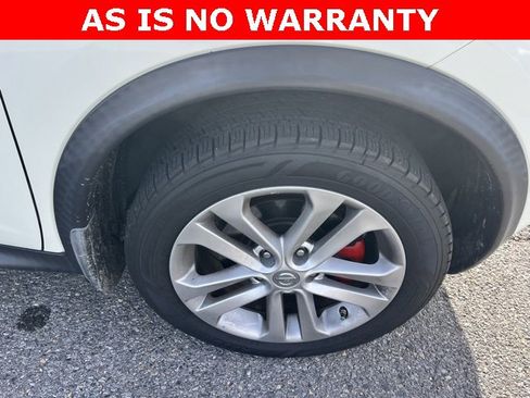 Used 2011 Nissan Juke SL image 11