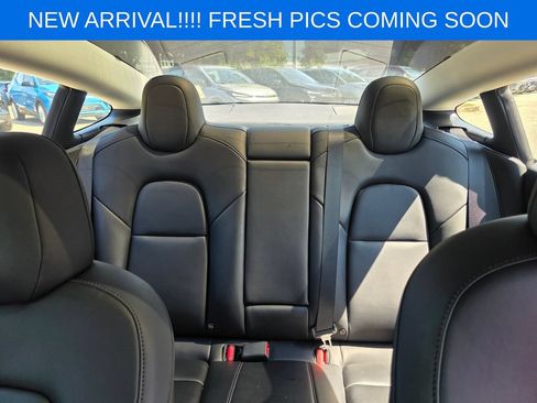 Used 2022 Tesla Model 3 Standard Range RWD image 13