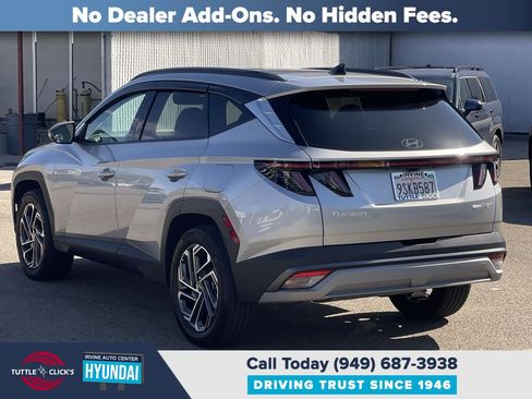 Certified 2025 Hyundai Tucson Limited AWD/4WD image 13