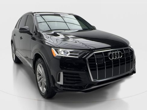 Used 2023 Audi Q7 2.0T Premium w/ Convenience Package AWD/4WD image 2